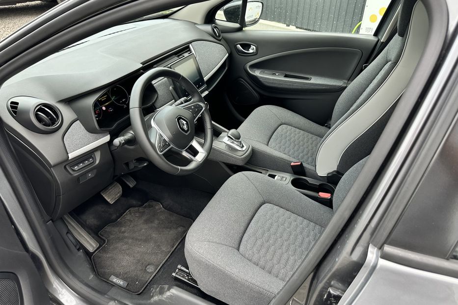 Продам Renault Zoe 2023 года в Луцке