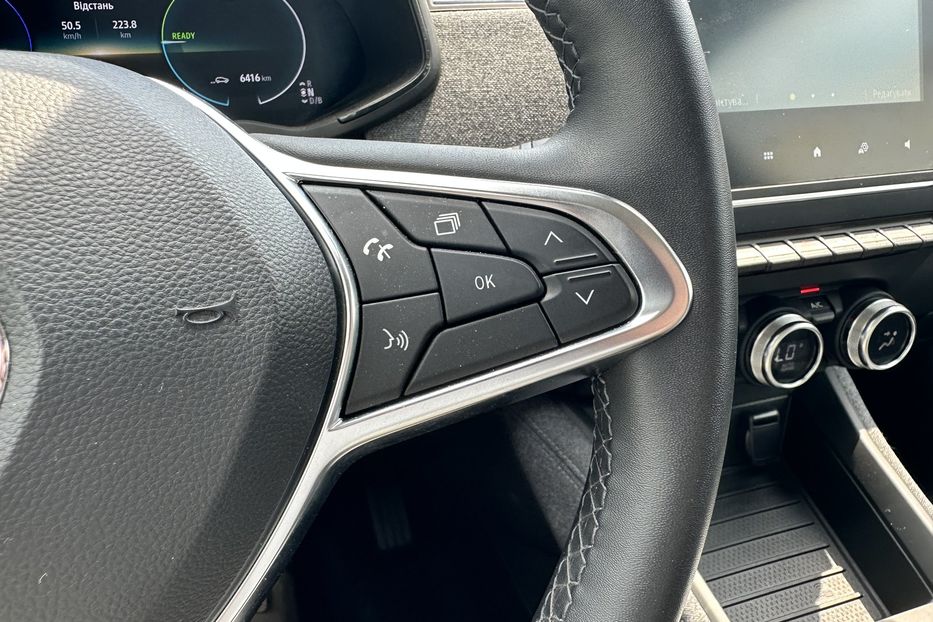 Продам Renault Zoe 2023 года в Луцке