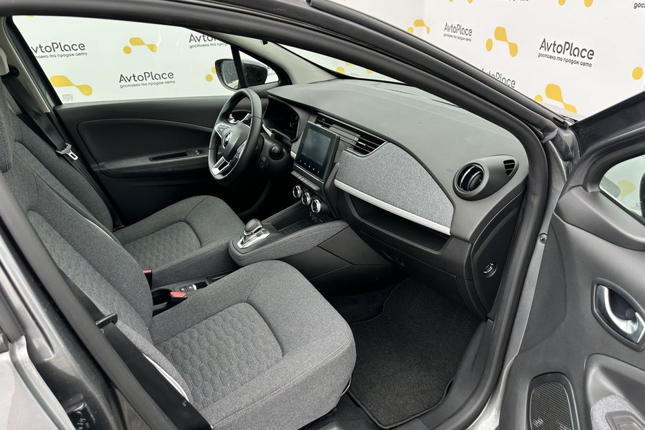 Продам Renault Zoe 2023 года в Луцке