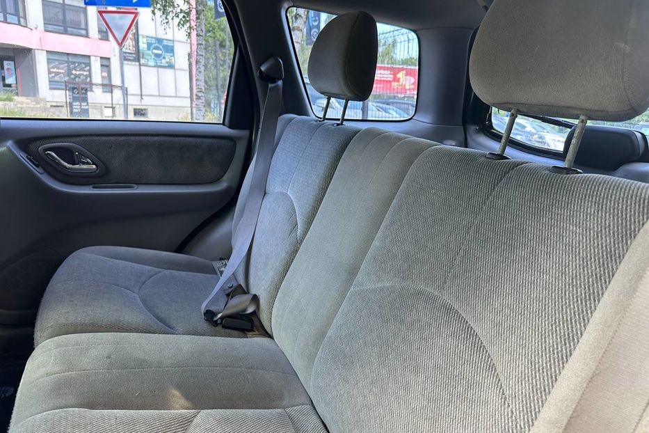 Продам Mazda Tribute 2001 года в Черновцах