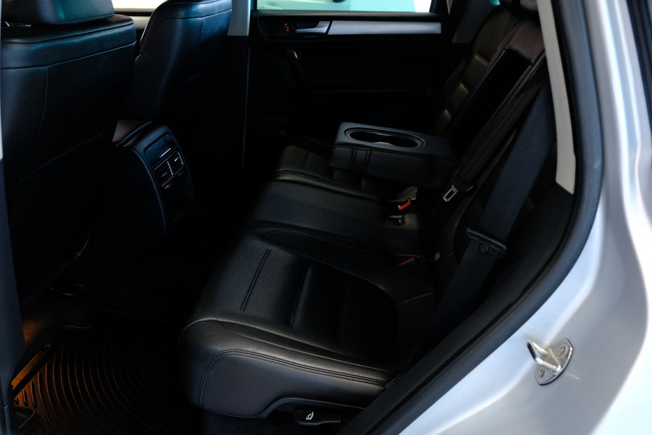 Продам Volkswagen Touareg 2013 года в Одессе
