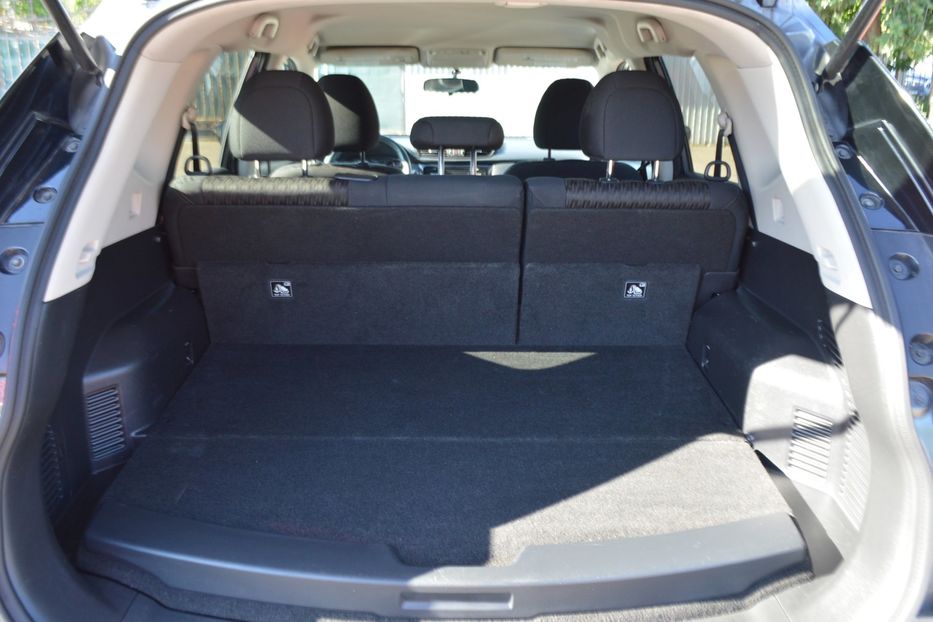 Продам Nissan Rogue Pure drive Hybrid SV 2017 года в Одессе