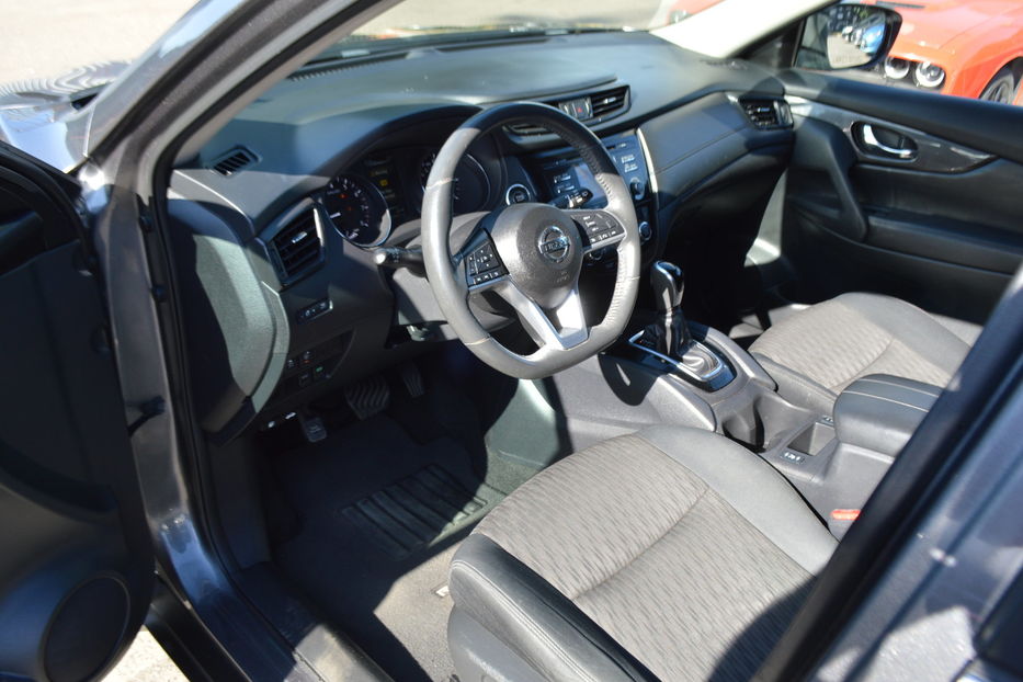 Продам Nissan Rogue Pure drive Hybrid SV 2017 года в Одессе