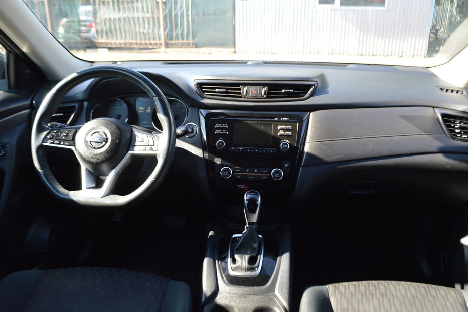 Продам Nissan Rogue Pure drive Hybrid SV 2017 года в Одессе