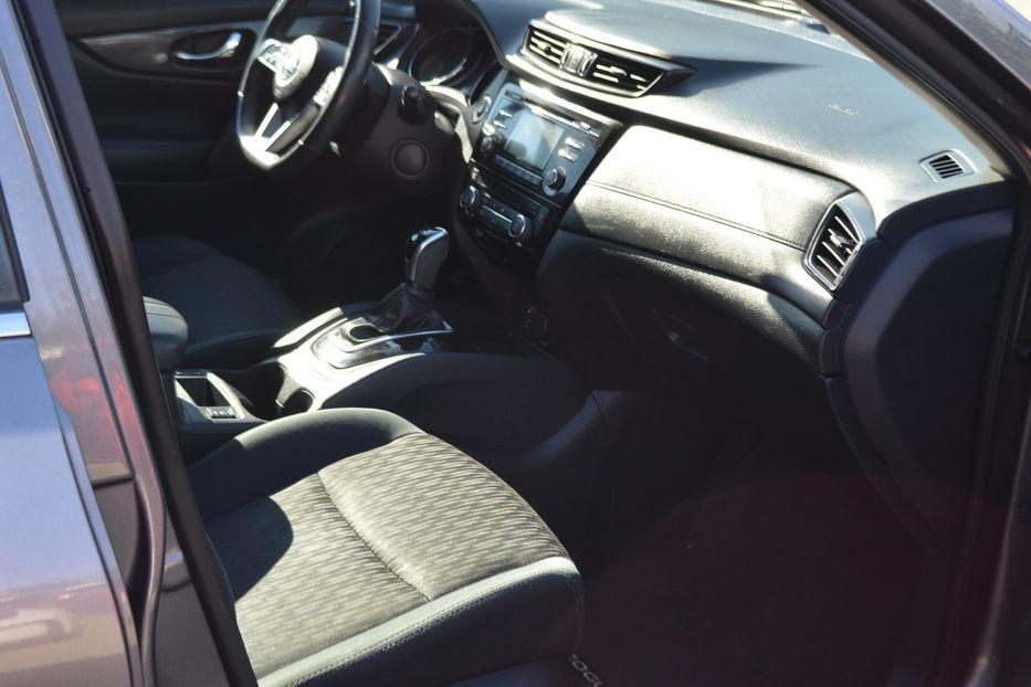 Продам Nissan Rogue Pure drive Hybrid SV 2017 года в Одессе
