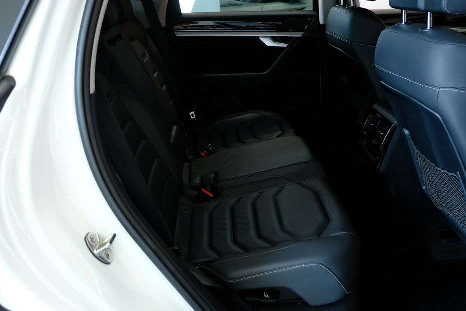 Продам Volkswagen Touareg 2018 года в Одессе