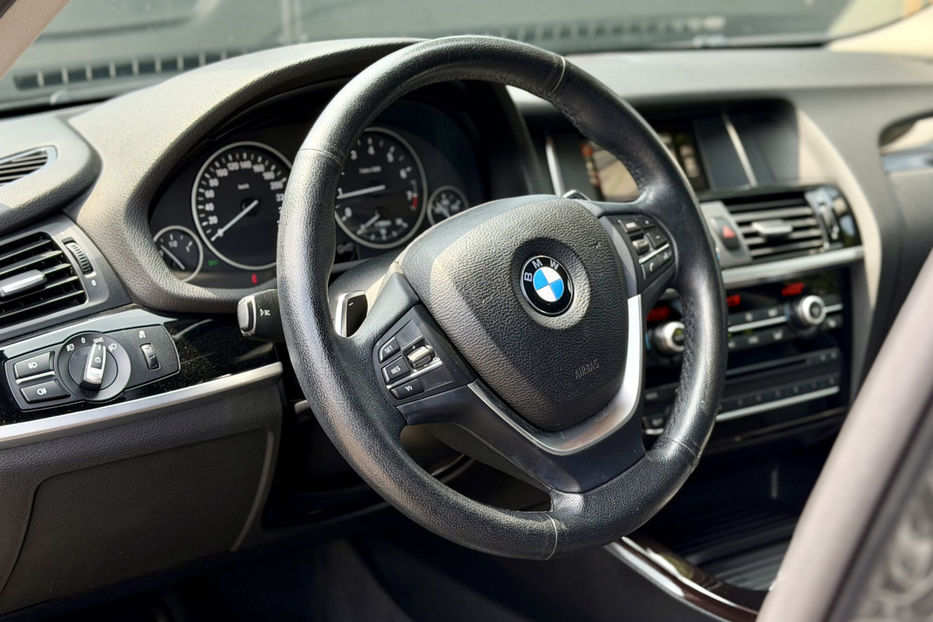 Продам BMW X4 20i AT (184 к.с.) xDrive 2016 года в Киеве