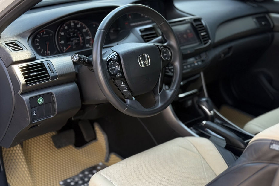 Продам Honda Accord 2.4 AT (188 к.с.) 2015 года в Киеве