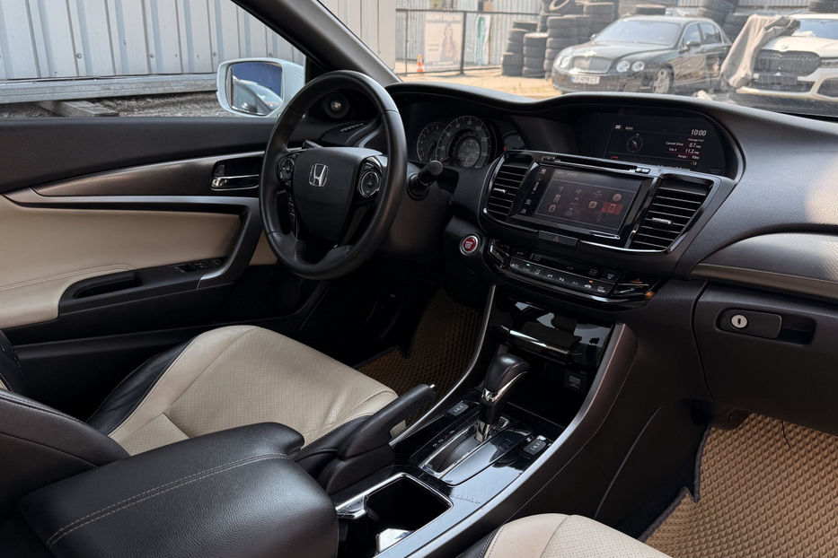 Продам Honda Accord 2.4 AT (188 к.с.) 2015 года в Киеве