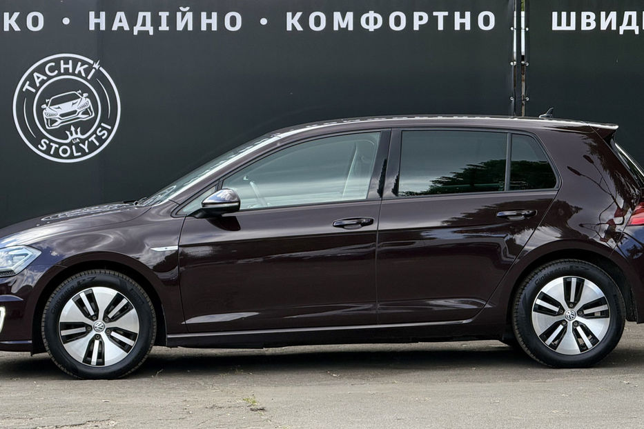 Продам Volkswagen e-Golf 35.8 kWh (136 к.с.) Highline 2018 года в Киеве