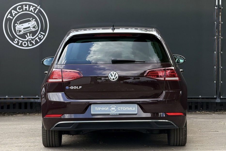 Продам Volkswagen e-Golf 35.8 kWh (136 к.с.) Highline 2018 года в Киеве