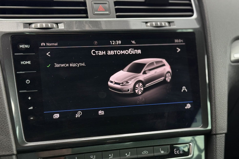 Продам Volkswagen e-Golf 35.8 kWh (136 к.с.) Highline 2018 года в Киеве