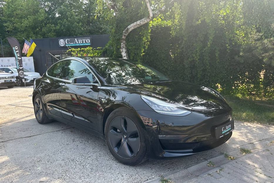 Продам Tesla Model 3 2019 года в Черновцах