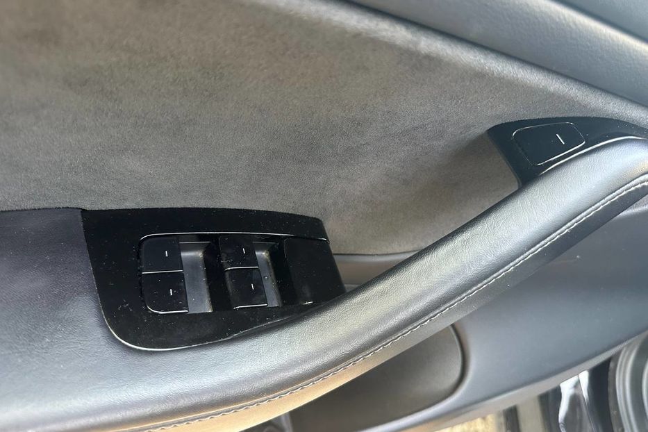 Продам Tesla Model 3 2019 года в Черновцах