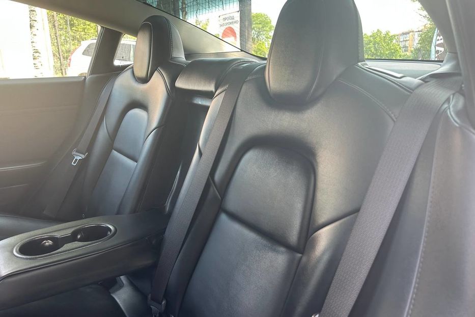 Продам Tesla Model 3 2019 года в Черновцах