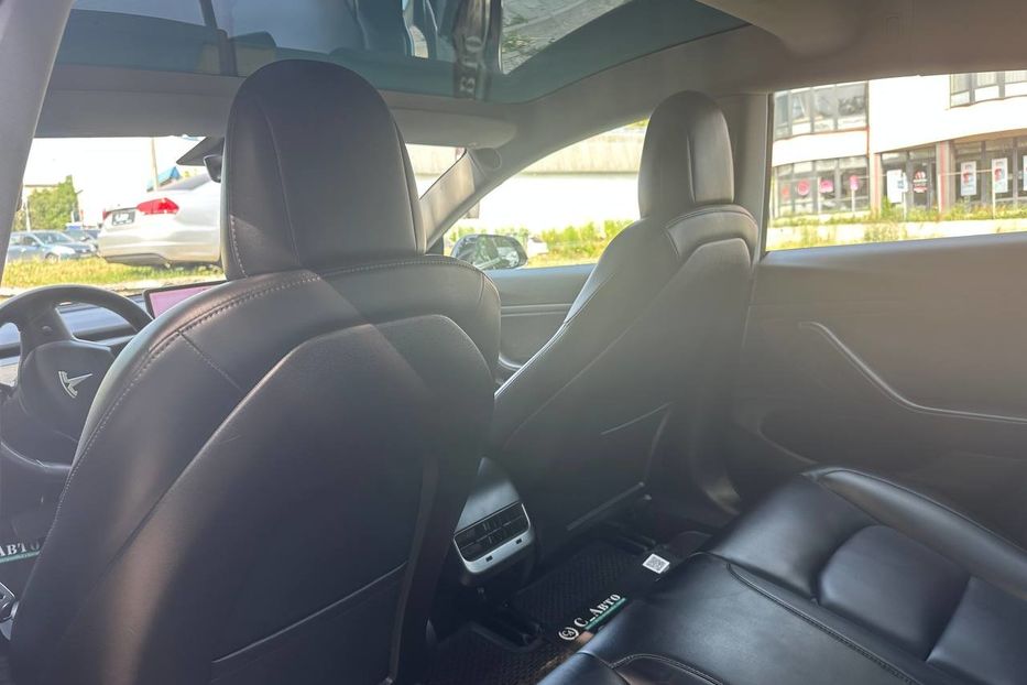 Продам Tesla Model 3 2019 года в Черновцах