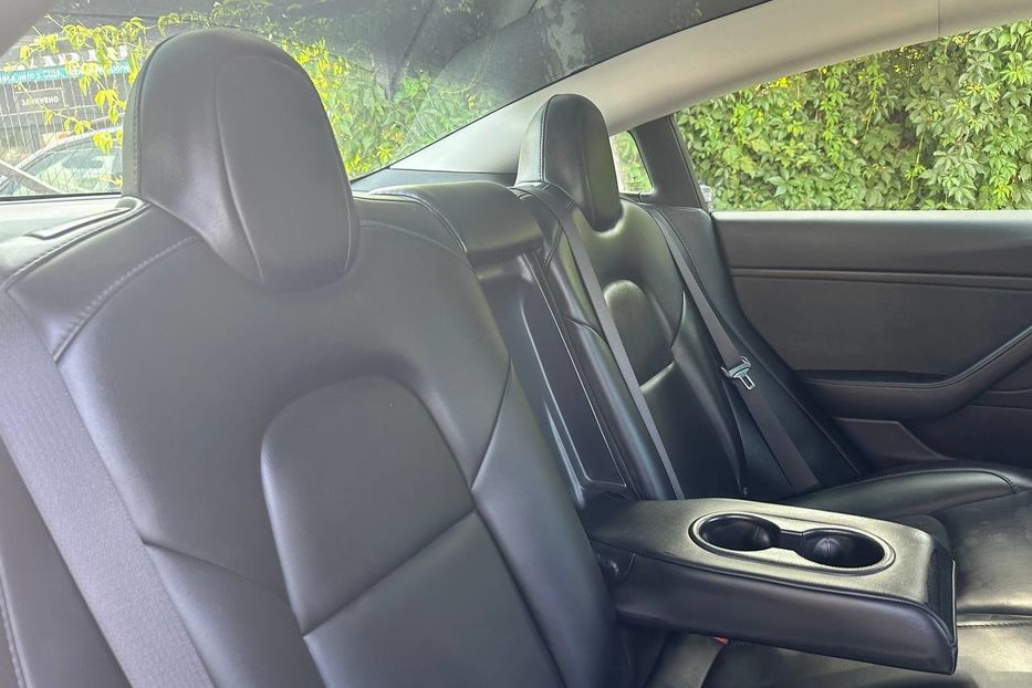Продам Tesla Model 3 2019 года в Черновцах