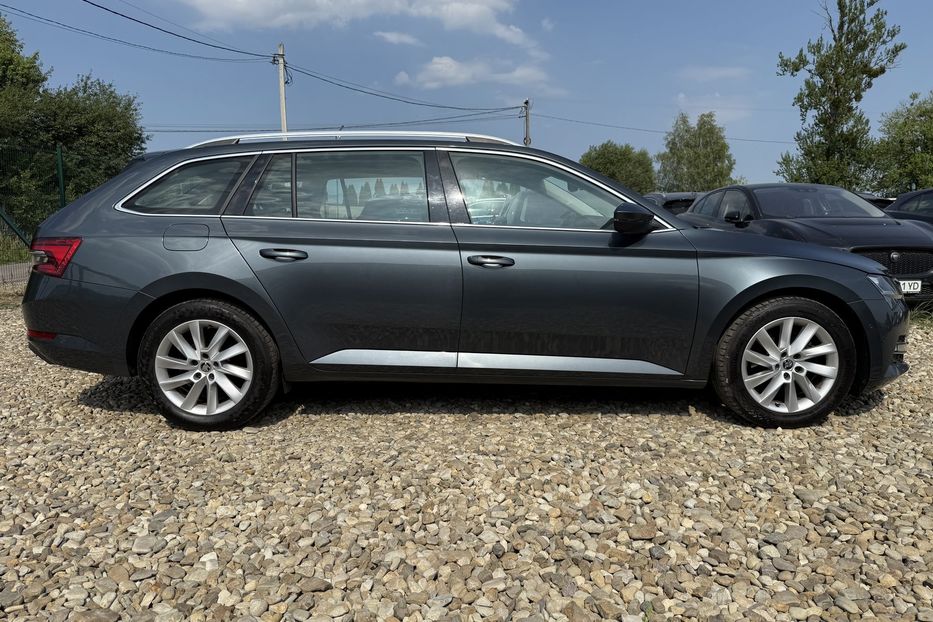 Продам Skoda Superb 2.0 TDI 150 к.с ШКІРА FULL LED 2021 года в Львове