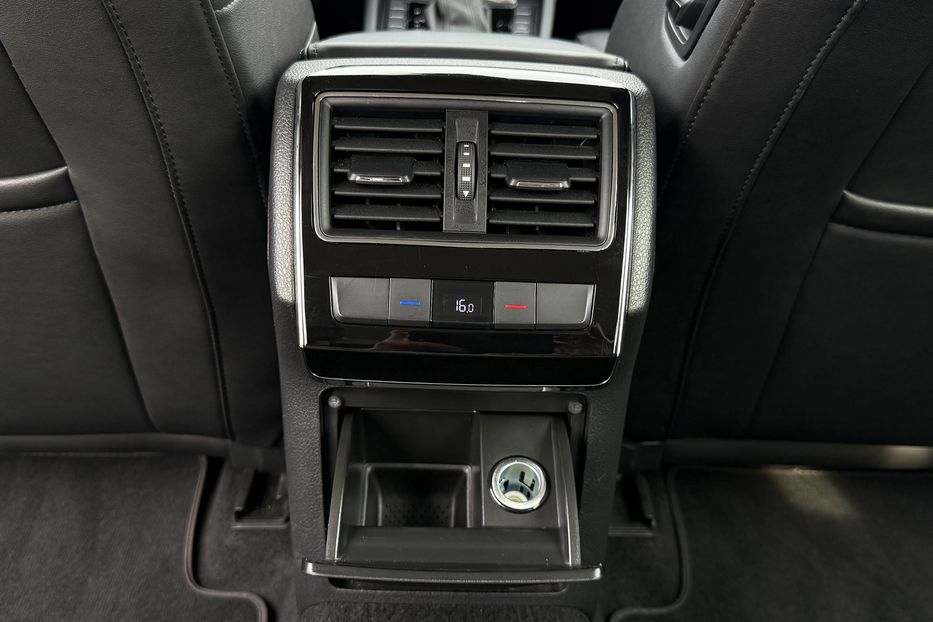 Продам Skoda Superb 2.0 TDI 150 к.с ШКІРА FULL LED 2021 года в Львове