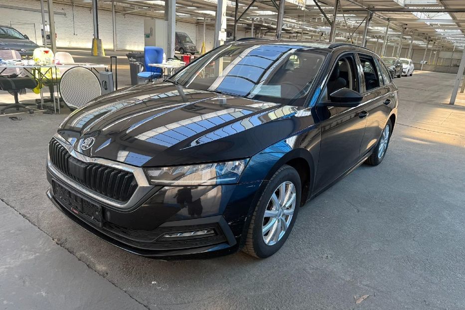 Продам Skoda Octavia авто в Польщі 2022 года в Львове