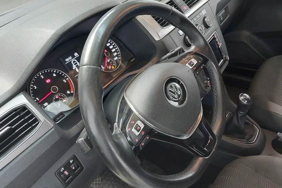 Продам Volkswagen Caddy пасс. Comfort цілий 75kw v2766 2021 года в Луцке