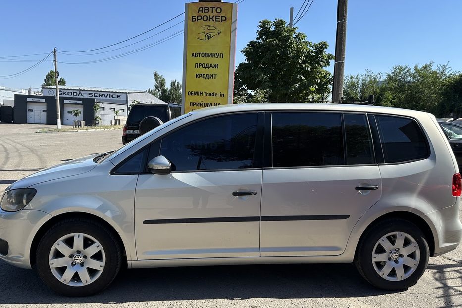Продам Volkswagen Touran 2011 года в Николаеве