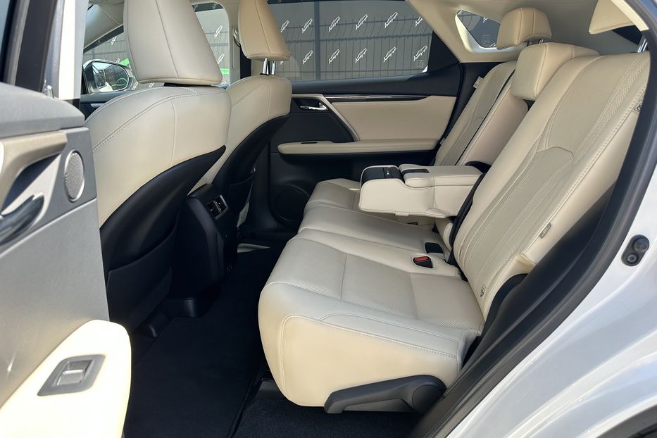 Продам Lexus RX 300 Executive+ 2021 года в Киеве