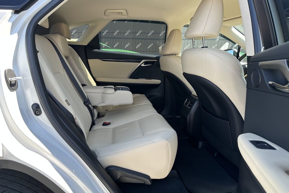 Продам Lexus RX 300 Executive+ 2021 года в Киеве