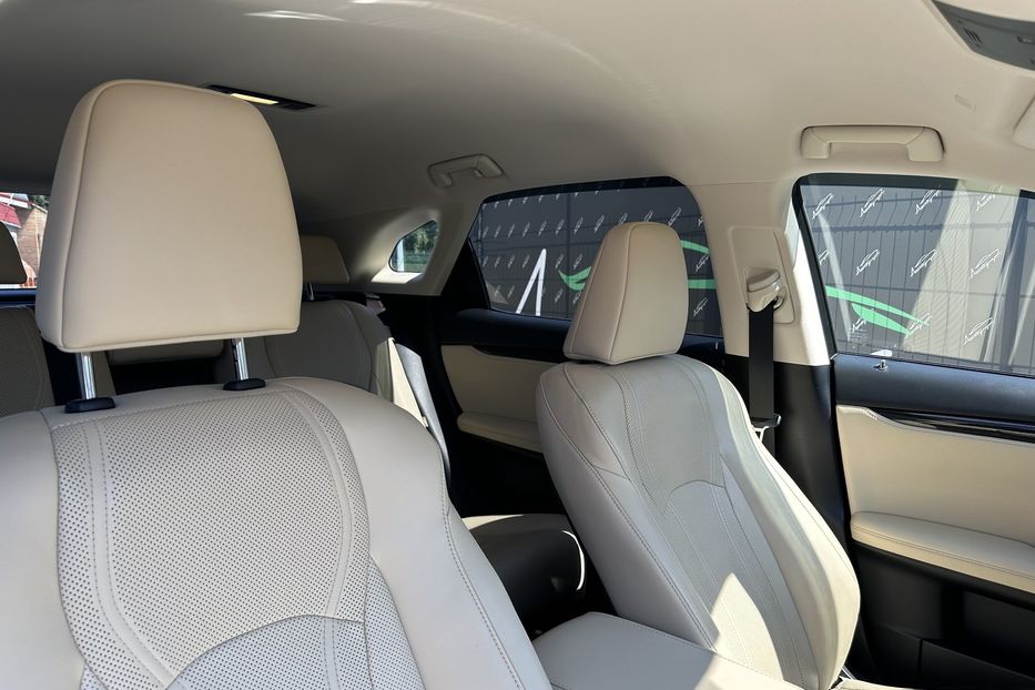 Продам Lexus RX 300 Executive+ 2021 года в Киеве