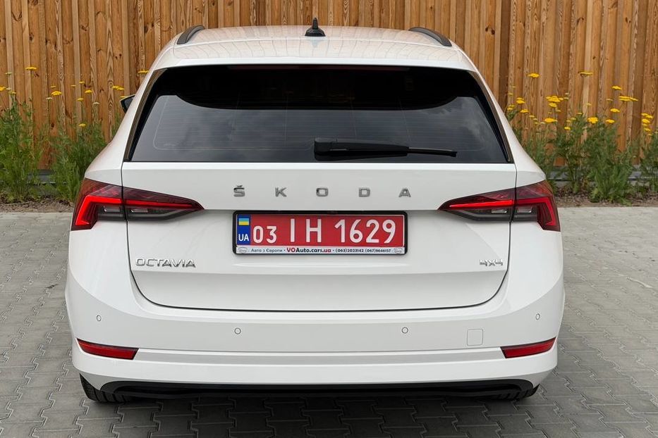 Продам Skoda Octavia A8 4X4 LED НЕ МАЛЬОВАНА 2022 года в Львове