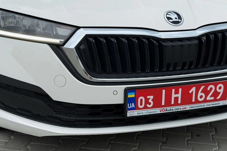 Продам Skoda Octavia A8 4X4 LED НЕ МАЛЬОВАНА 2022 года в Львове