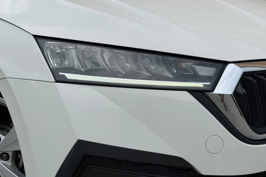 Продам Skoda Octavia A8 4X4 LED НЕ МАЛЬОВАНА 2022 года в Львове