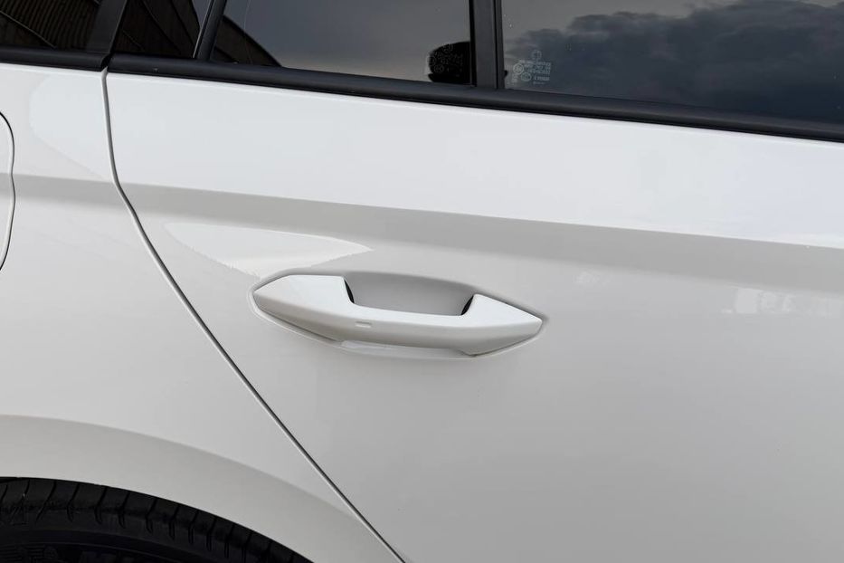 Продам Skoda Octavia A8 4X4 LED НЕ МАЛЬОВАНА 2022 года в Львове