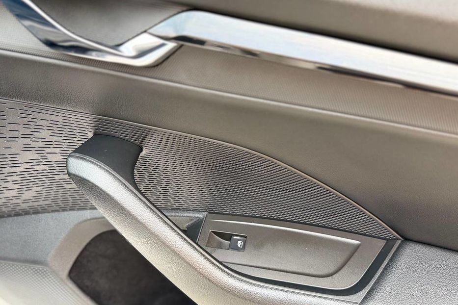 Продам Skoda Octavia A8 4X4 LED НЕ МАЛЬОВАНА 2022 года в Львове