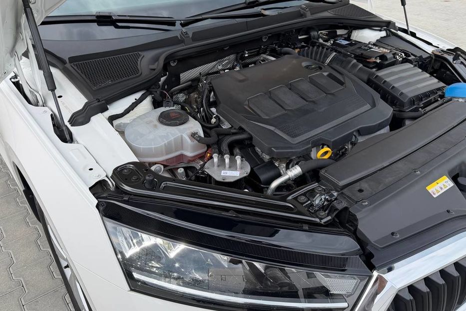 Продам Skoda Octavia A8 4X4 LED НЕ МАЛЬОВАНА 2022 года в Львове