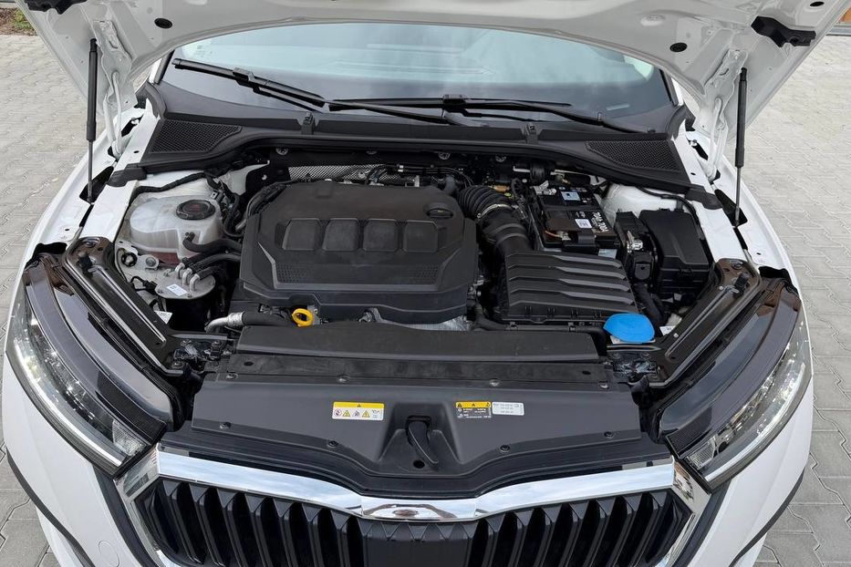 Продам Skoda Octavia A8 4X4 LED НЕ МАЛЬОВАНА 2022 года в Львове