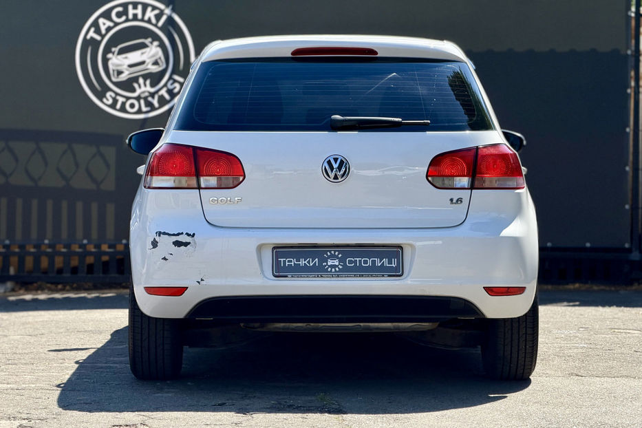 Продам Volkswagen Golf  VI 1.6 DSG (102 к.с.) 2010 года в Киеве