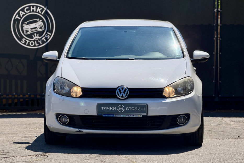 Продам Volkswagen Golf  VI 1.6 DSG (102 к.с.) 2010 года в Киеве