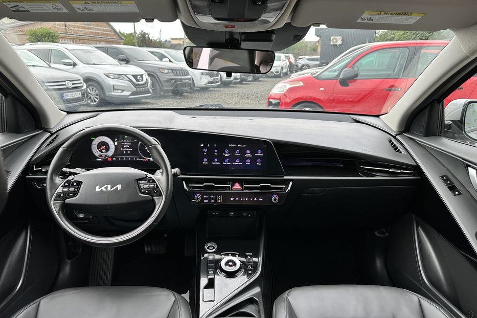 Продам Kia Niro 2023 года в Луцке