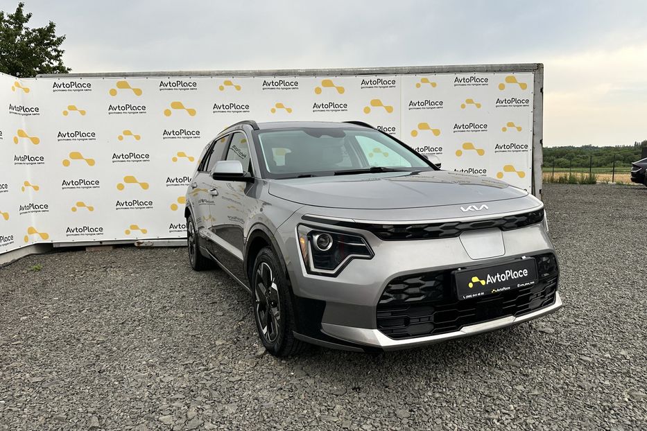 Продам Kia Niro 2023 года в Луцке