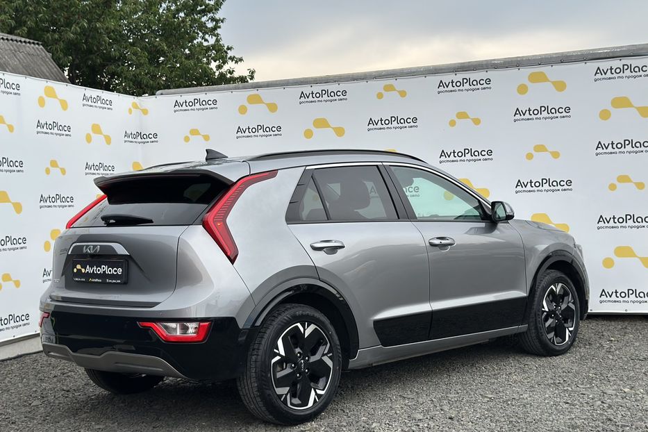 Продам Kia Niro 2023 года в Луцке