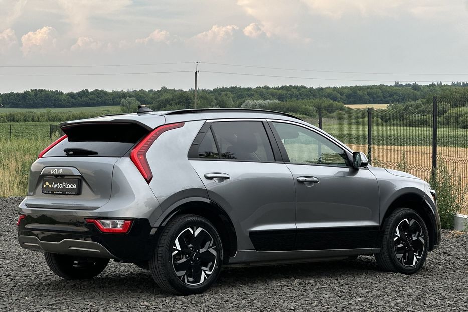 Продам Kia Niro 2023 года в Луцке