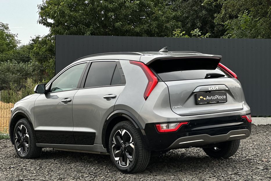 Продам Kia Niro 2023 года в Луцке
