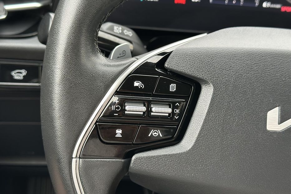 Продам Kia Niro 2023 года в Луцке
