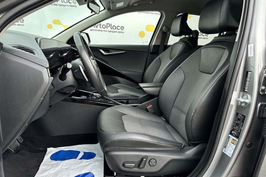 Продам Kia Niro 2023 года в Луцке