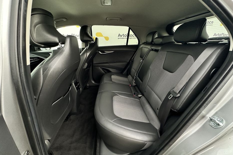 Продам Kia Niro 2023 года в Луцке