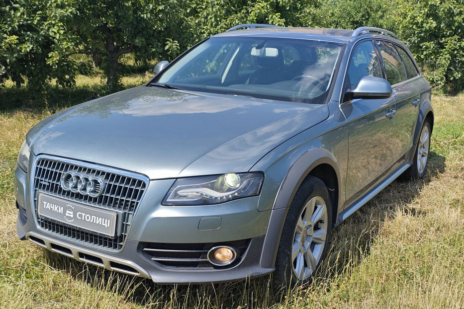 Продам Audi A4 Allroad 2.0 TFSI AT (211 к.с.) Quattro 2011 года в Киеве