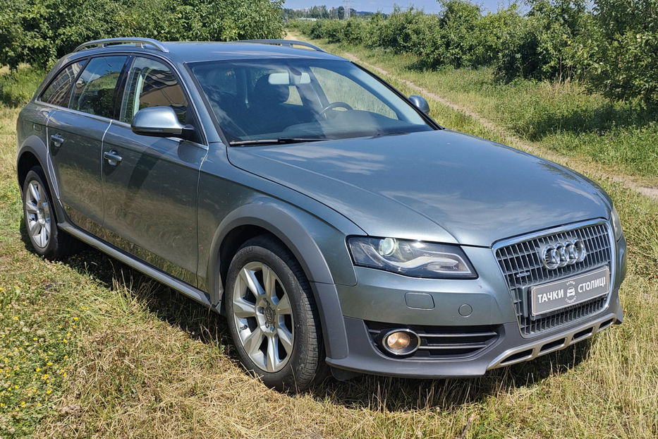 Продам Audi A4 Allroad 2.0 TFSI AT (211 к.с.) Quattro 2011 года в Киеве