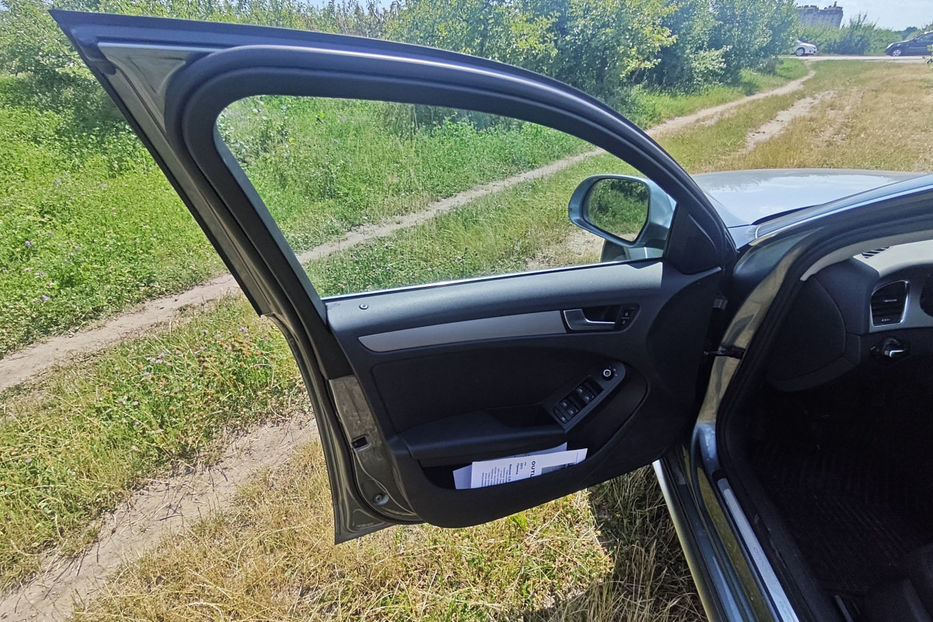 Продам Audi A4 Allroad 2.0 TFSI AT (211 к.с.) Quattro 2011 года в Киеве