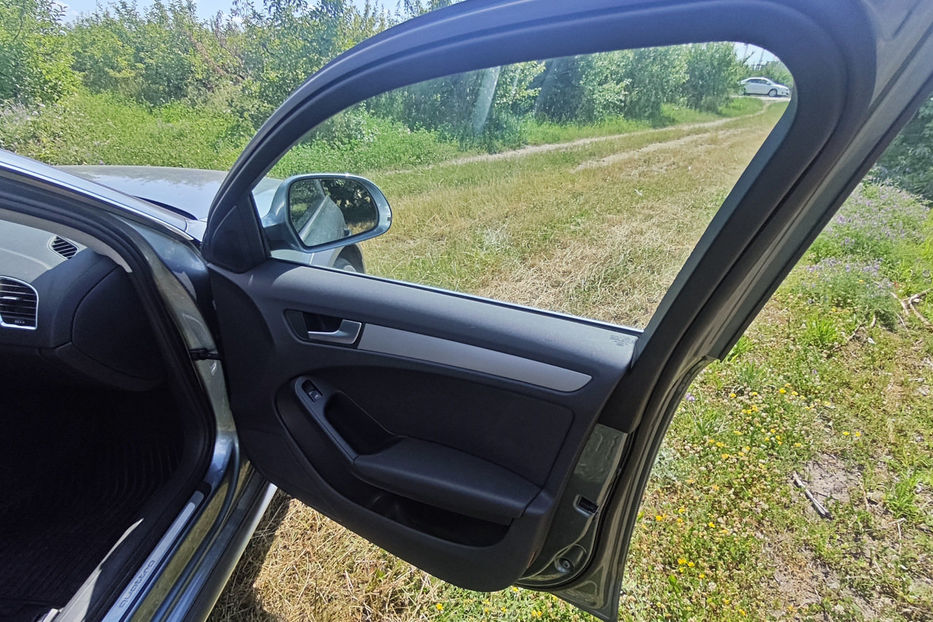 Продам Audi A4 Allroad 2.0 TFSI AT (211 к.с.) Quattro 2011 года в Киеве